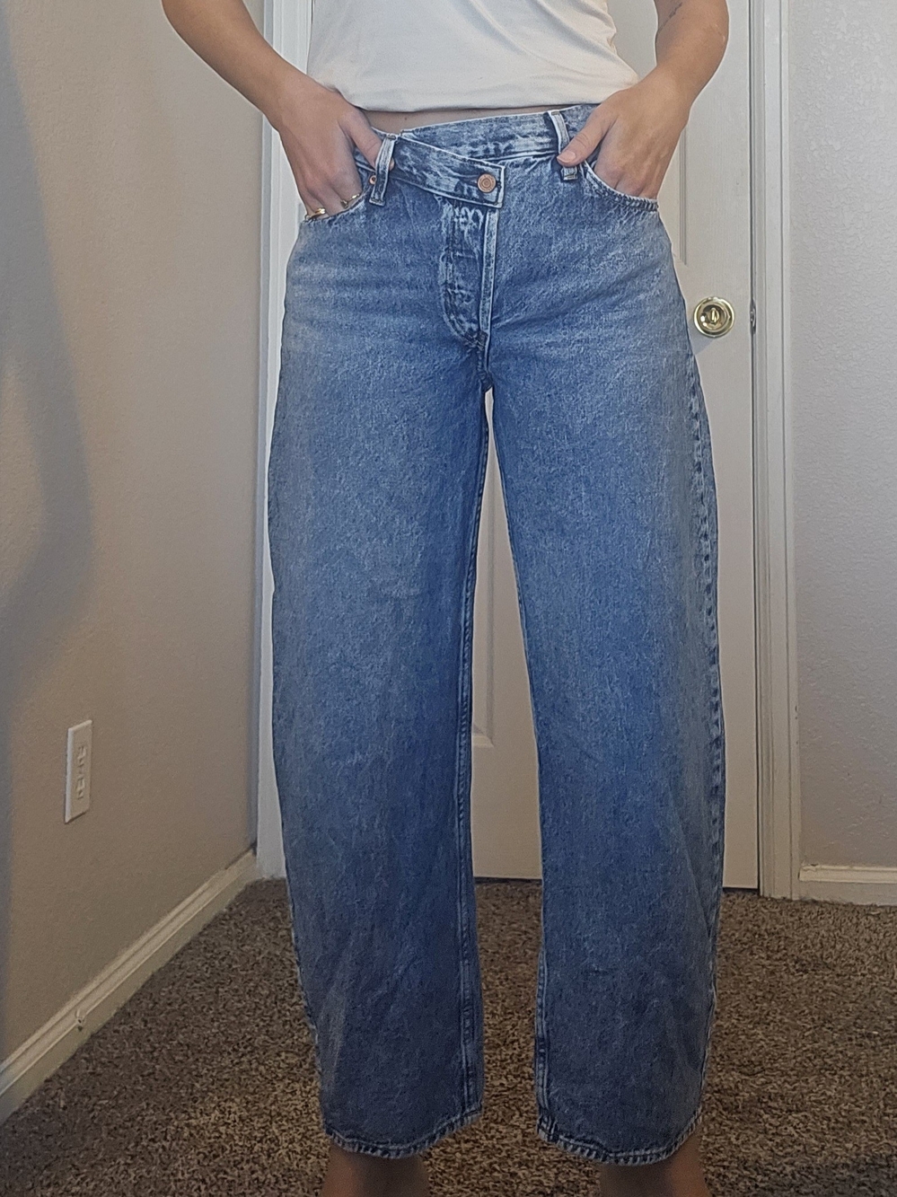 GAP Barrel High-Rise Jeans - Medium Blue Wash